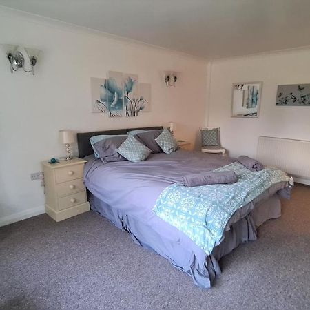 Westbury House Villa Рочфорд Екстериор снимка