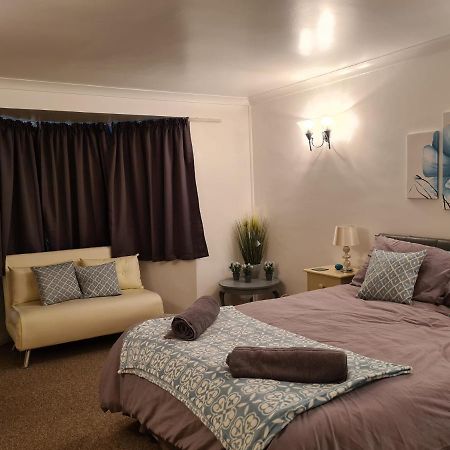 Westbury House Villa Рочфорд Екстериор снимка