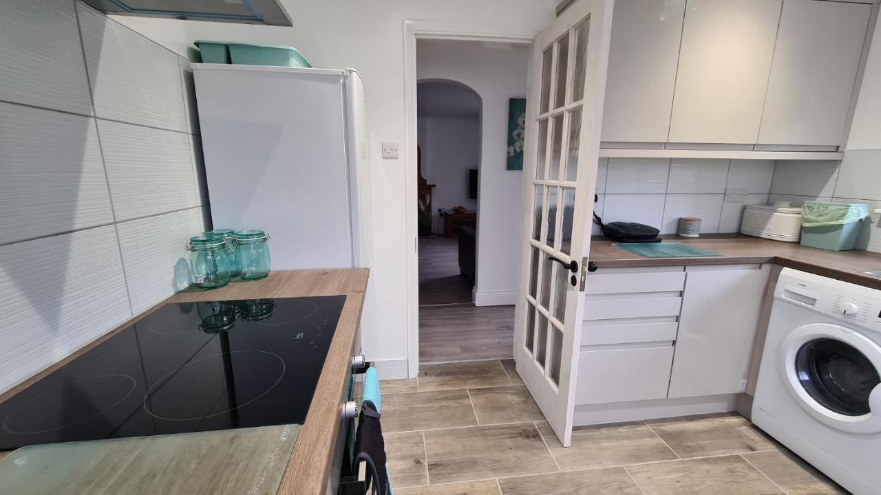 Westbury House Villa Рочфорд Екстериор снимка